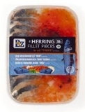 Picture of BZ 97 - Pieces of herring fillets in oil with pickled vegetables "Trent" 200g (box*8)